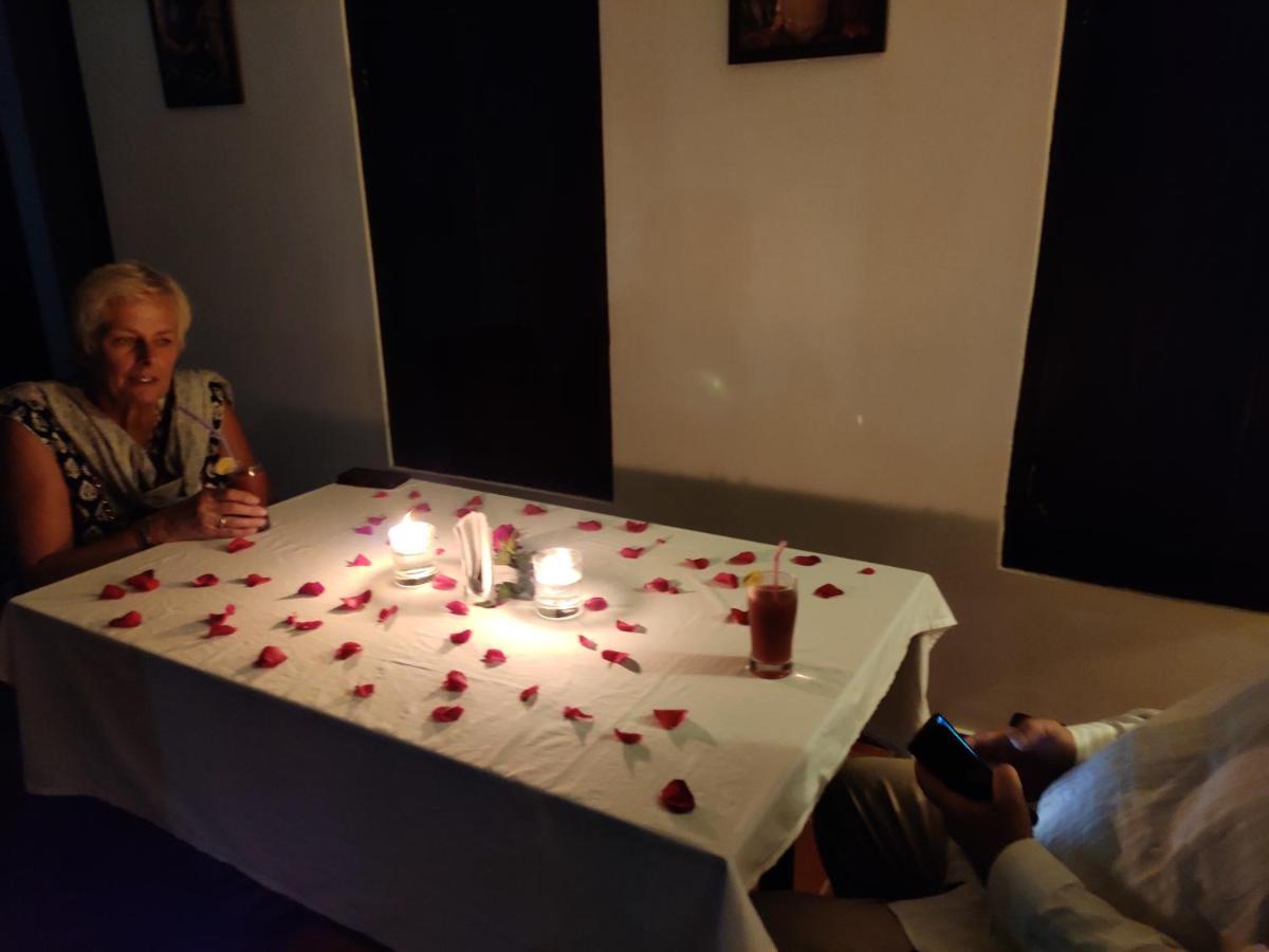 玛拉利海滩宫殿酒店 马拉利库兰 外观 照片